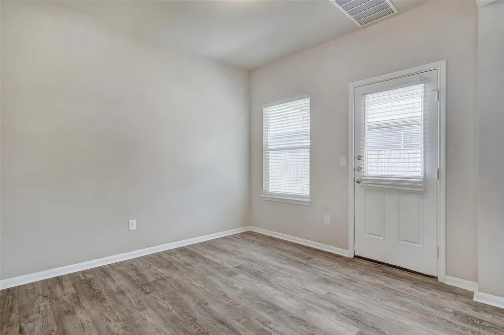 3207 Tilmon Lane Austin TX 78725