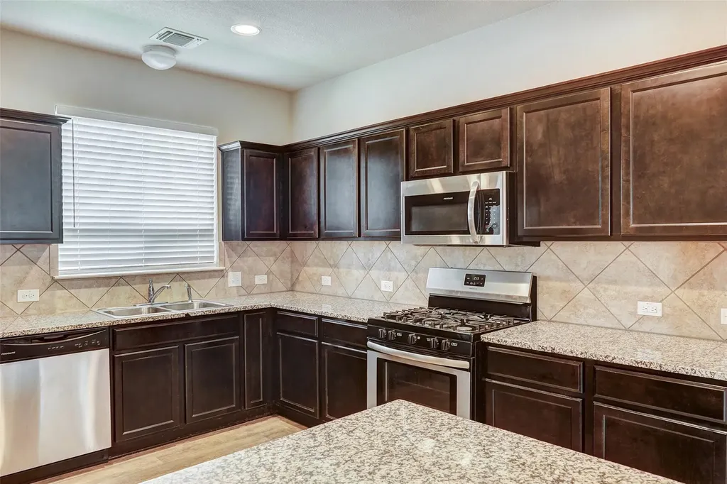 3207 Tilmon Lane Austin TX 78725