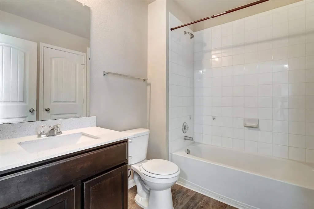 3207 Tilmon Lane Austin TX 78725