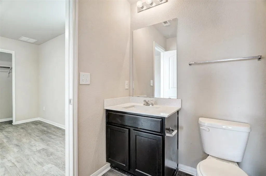 3207 Tilmon Lane Austin TX 78725