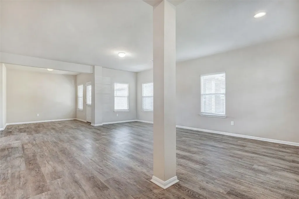 3207 Tilmon Lane Austin TX 78725
