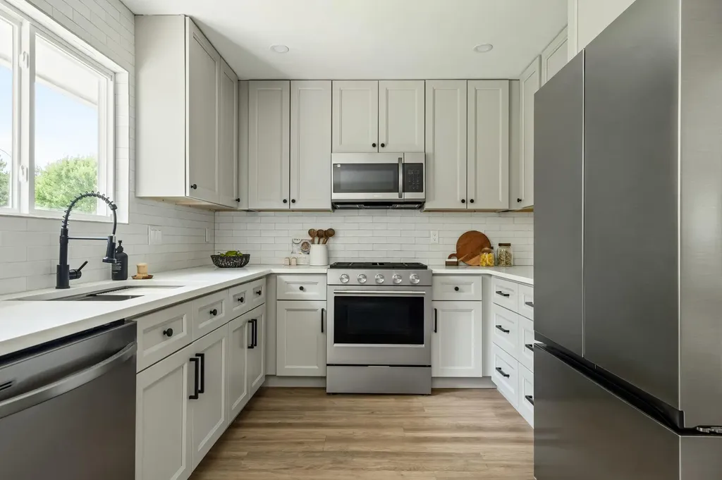 7107 Teaberry Drive Austin TX 78745