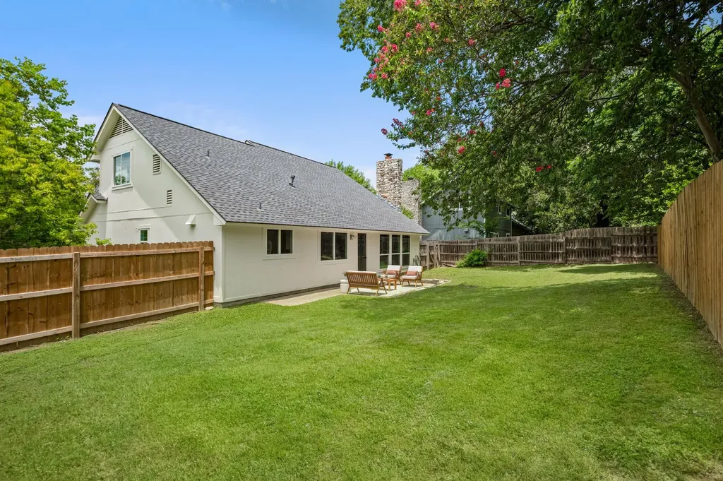 7107 Teaberry Drive Austin TX 78745