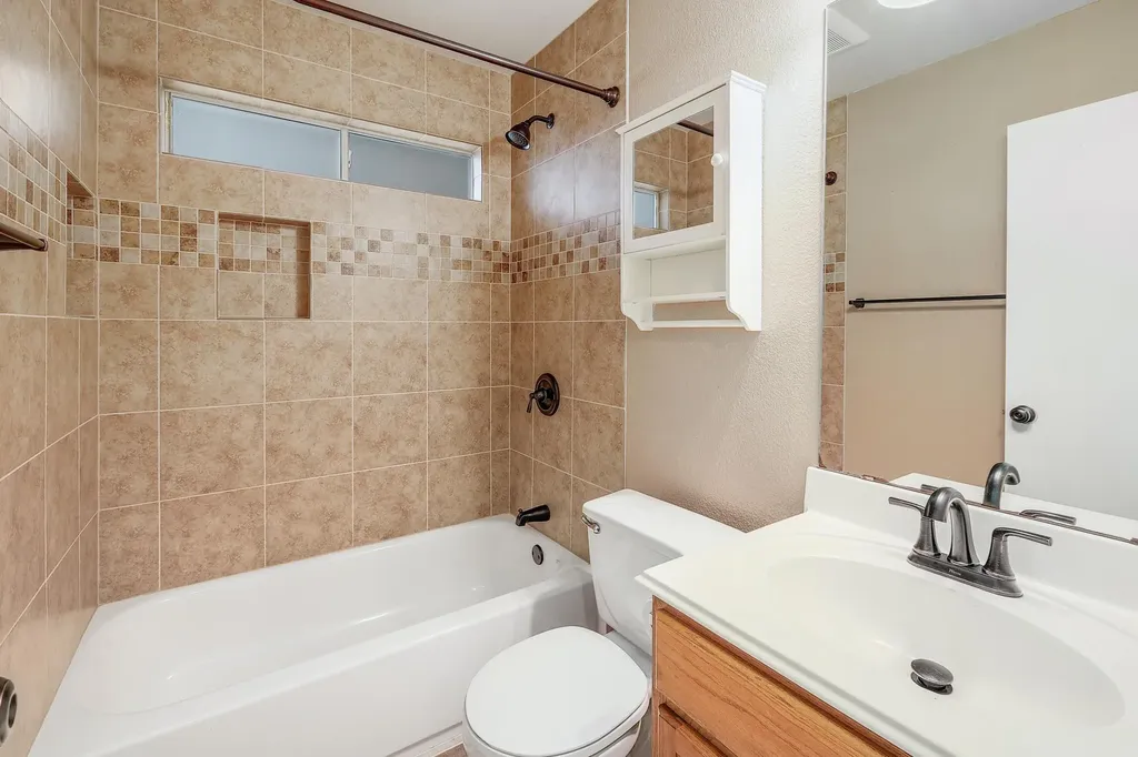 1304 Mountain Springs Lane Leander TX 78641