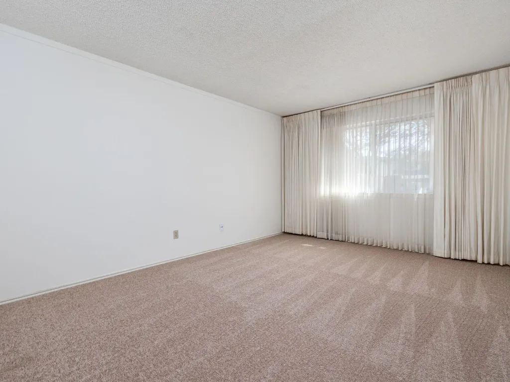 8216 Summer Side Drive Austin TX 78759