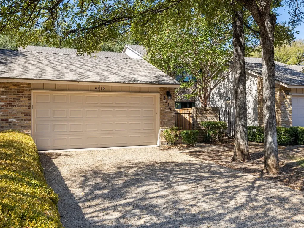 8216 Summer Side Drive Austin TX 78759
