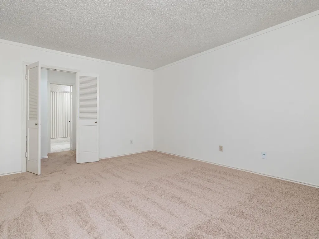 8216 Summer Side Drive Austin TX 78759