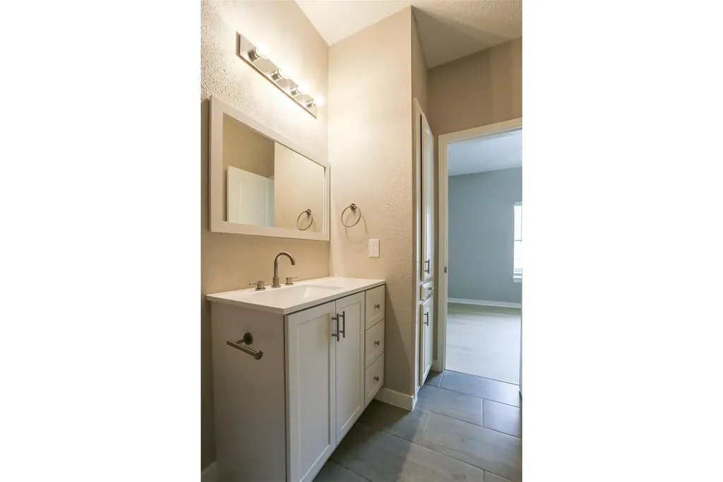203 E 31st Street Austin TX 78705