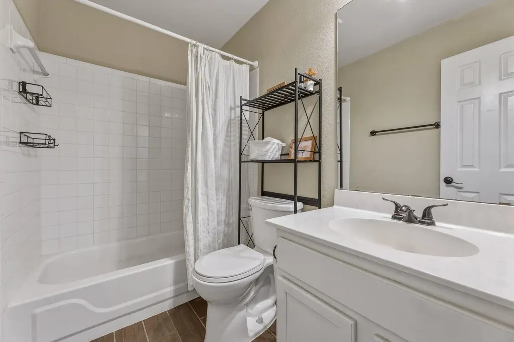1888 Wallin Loop Round Rock TX 78664