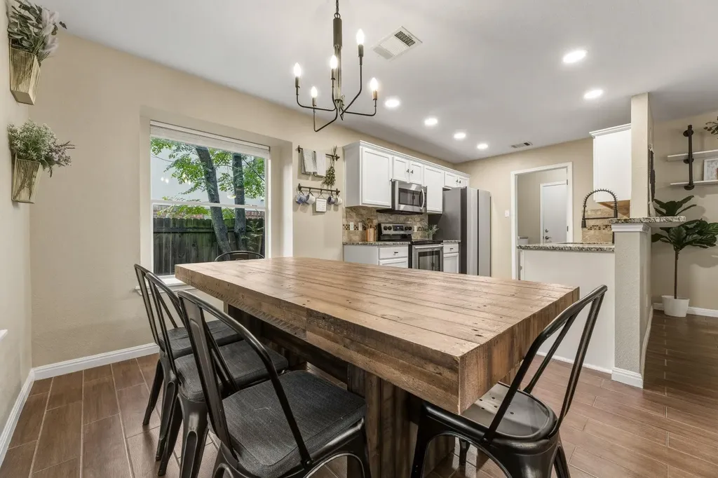 1888 Wallin Loop Round Rock TX 78664