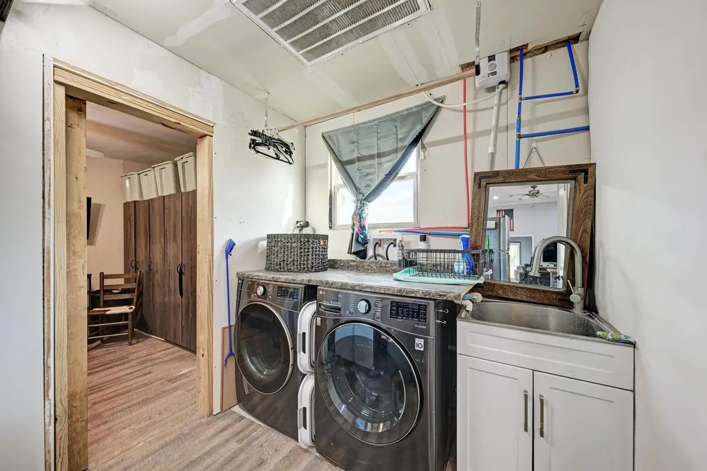 114 La Cascada Pass Elgin TX 78621