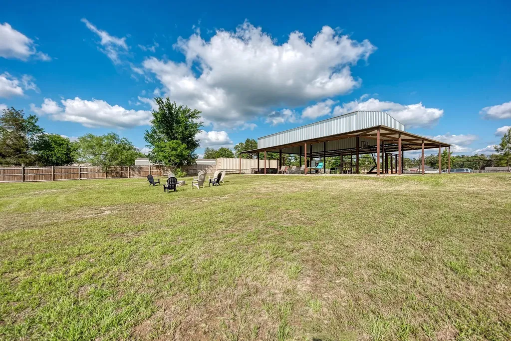 114 La Cascada Pass Elgin TX 78621