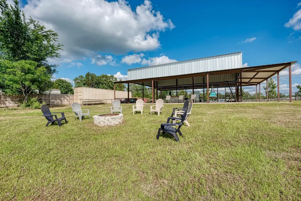 114 La Cascada Pass Elgin TX 78621