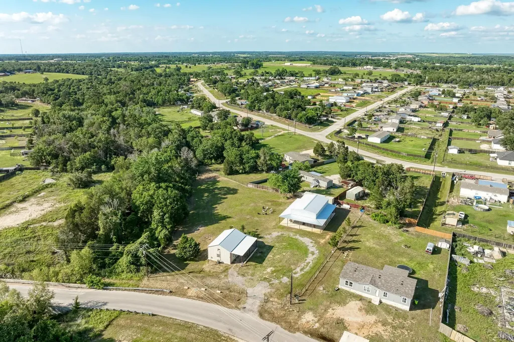 114 La Cascada Pass Elgin TX 78621