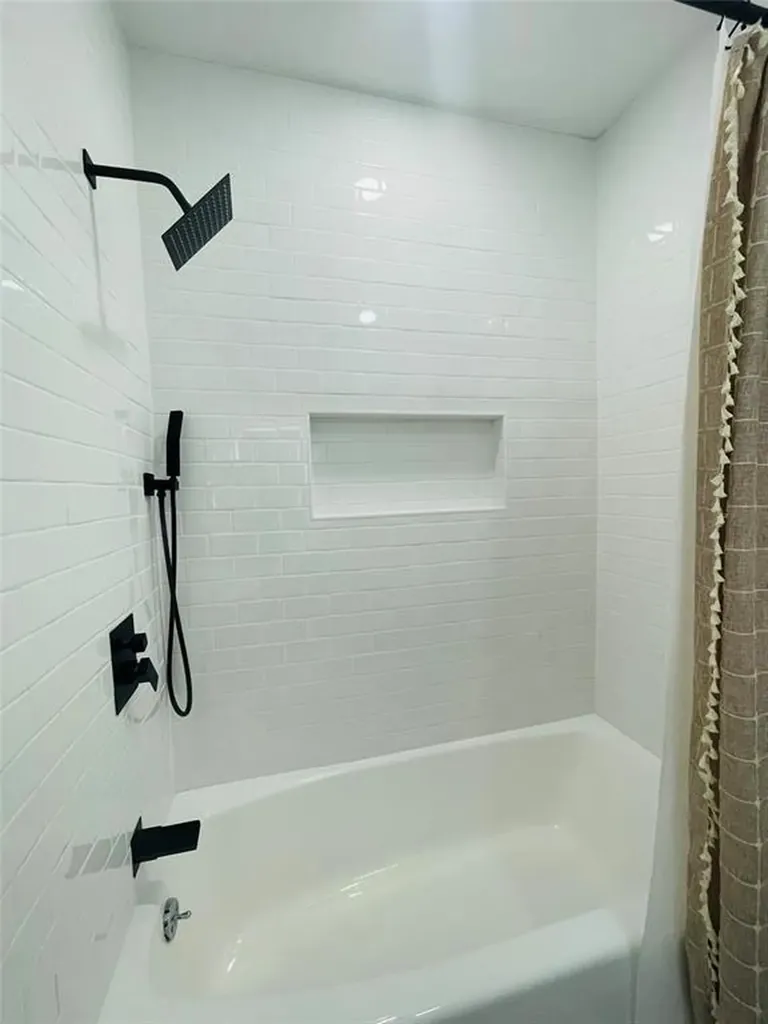 1403 Newfield Lane Austin TX 78703