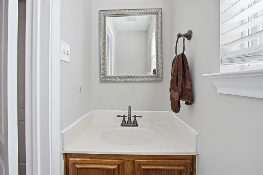 2106 Logan Drive Round Rock TX 78664