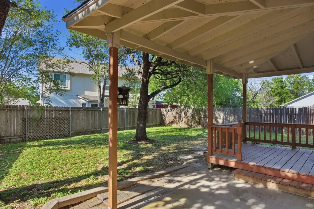 2106 Logan Drive Round Rock TX 78664