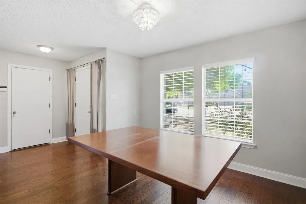 2106 Logan Drive Round Rock TX 78664