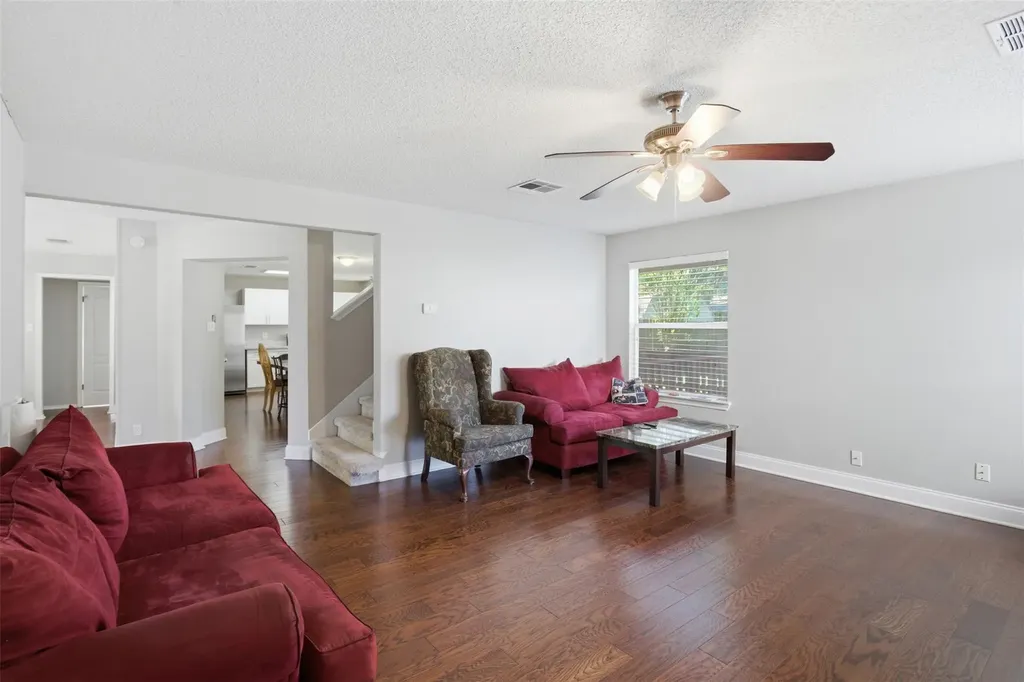 2106 Logan Drive Round Rock TX 78664