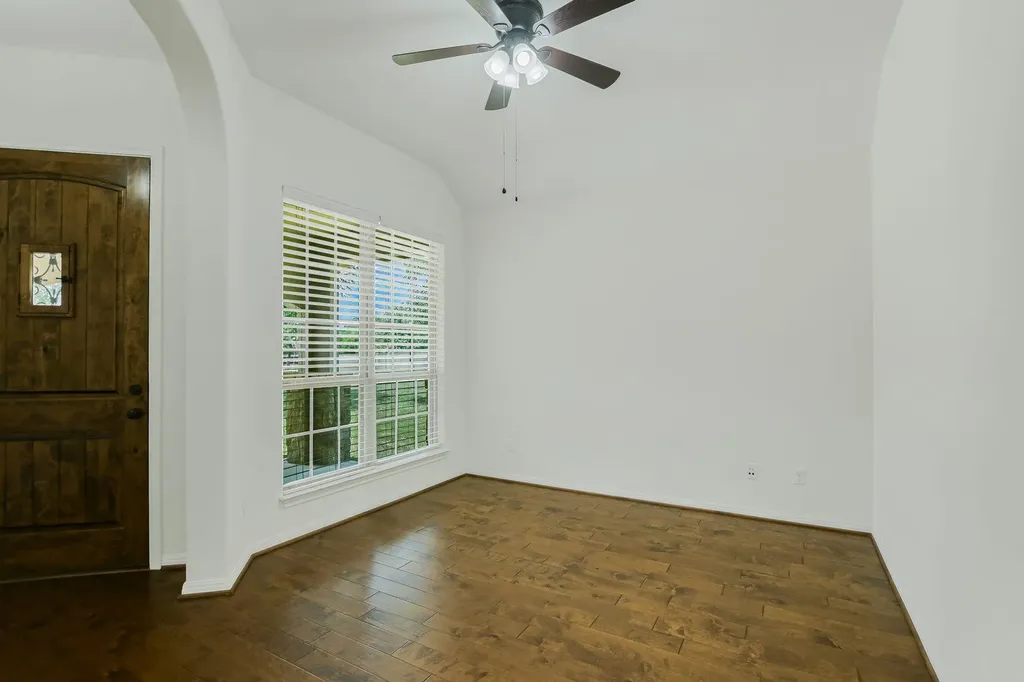 107 Valley View Drive Bastrop TX 78602