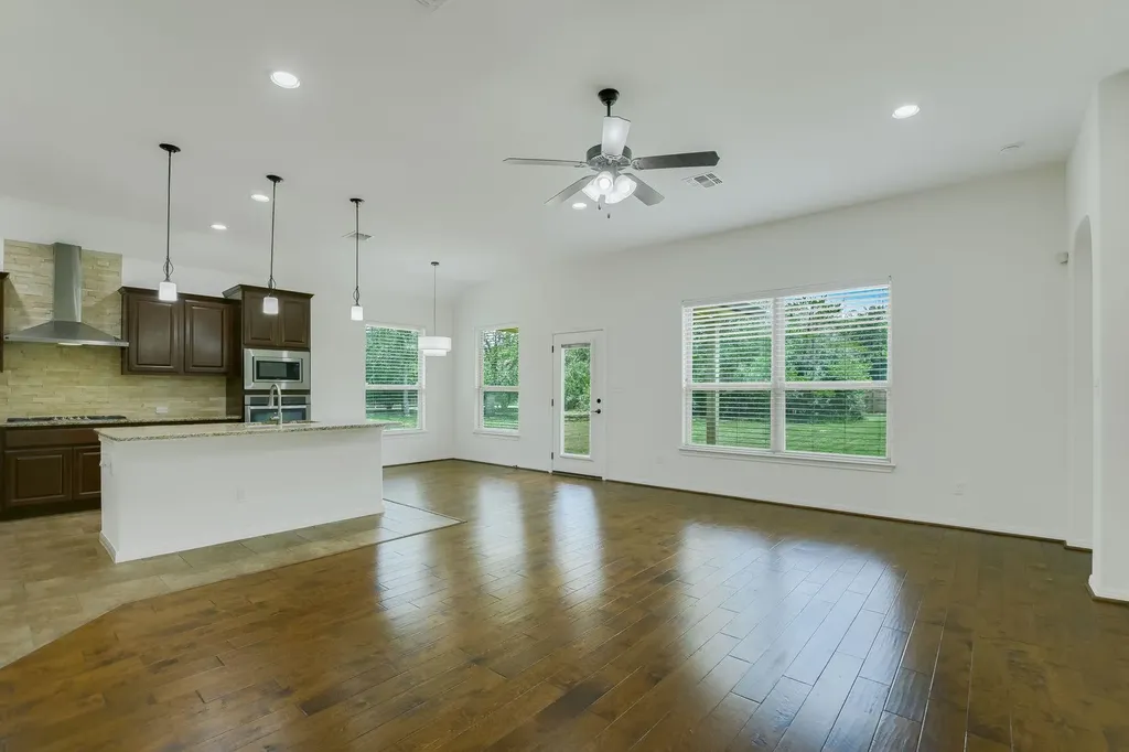 107 Valley View Drive Bastrop TX 78602