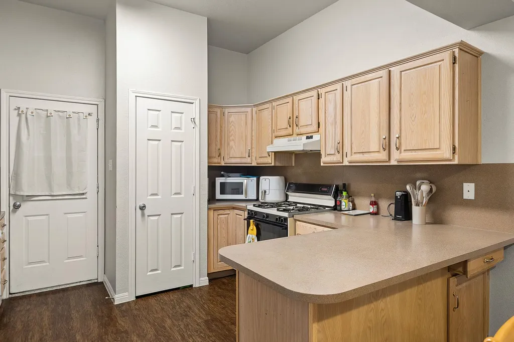 2910 Whisper Oaks Lane Georgetown TX 78628