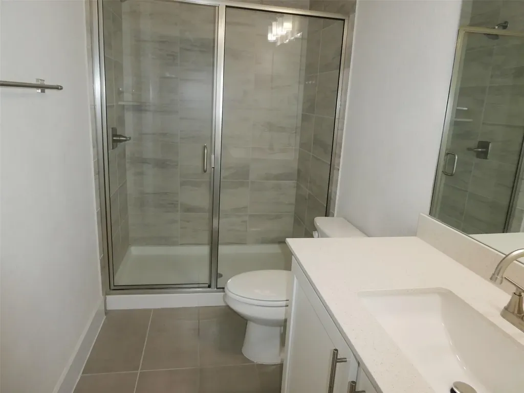 8201 Greyhawk Cove Austin TX 78744