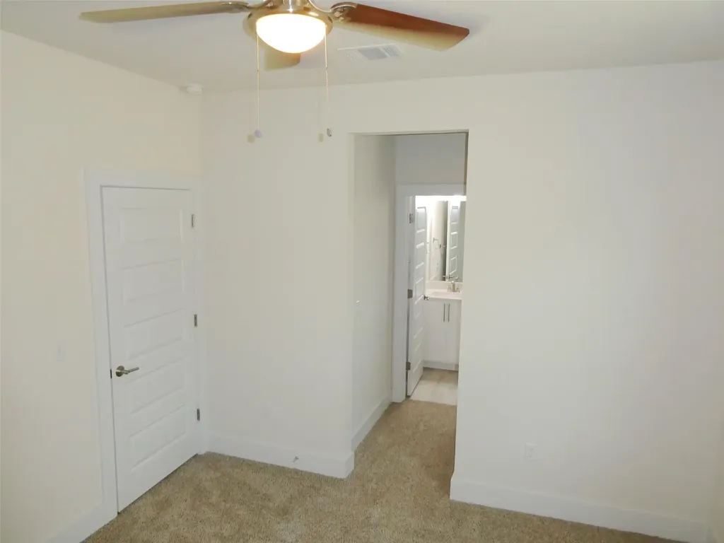 8201 Greyhawk Cove Austin TX 78744