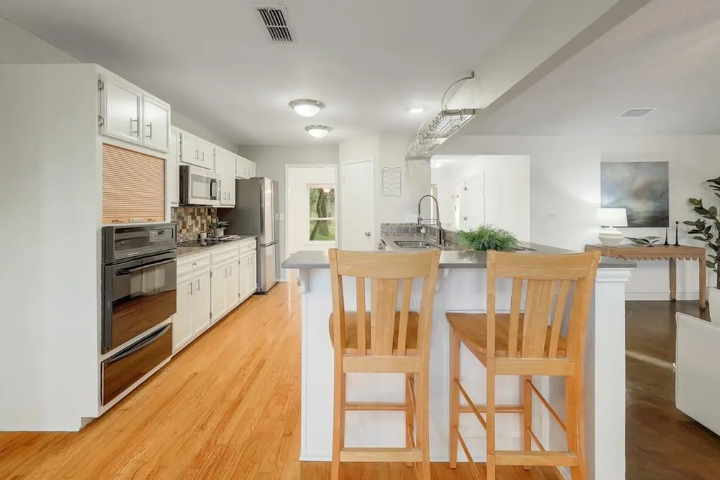 10401 Tweedsmuir Drive Austin TX 78750