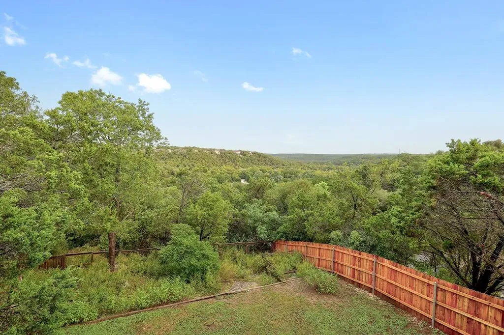 10401 Tweedsmuir Drive Austin TX 78750