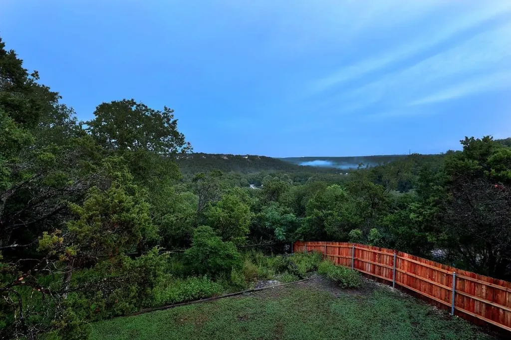 10401 Tweedsmuir Drive Austin TX 78750