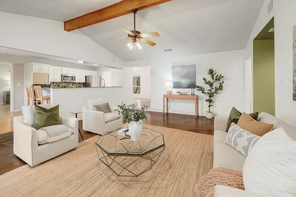 10401 Tweedsmuir Drive Austin TX 78750