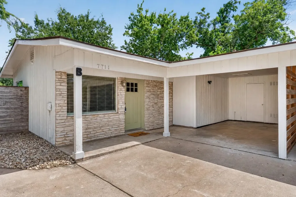 7711 Watson Street Austin TX 78757