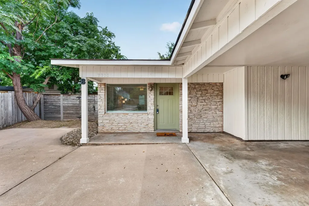 7711 Watson Street Austin TX 78757