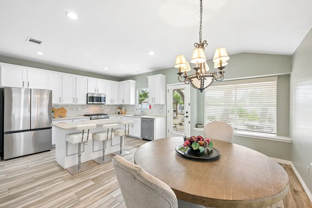 4824 Chesney Ridge Drive Austin TX 78749