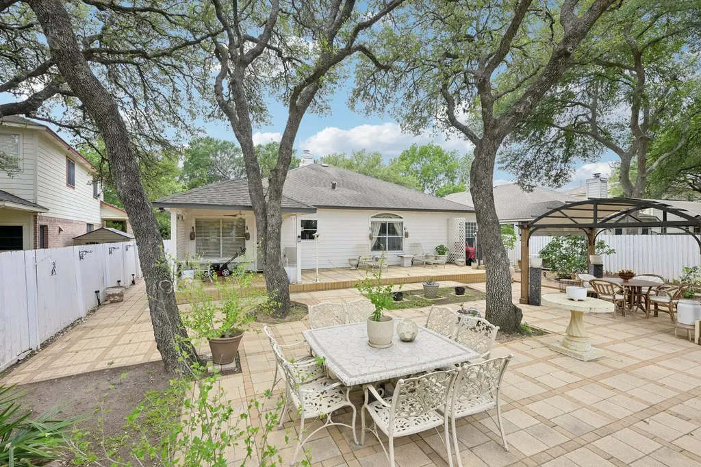 4824 Chesney Ridge Drive Austin TX 78749