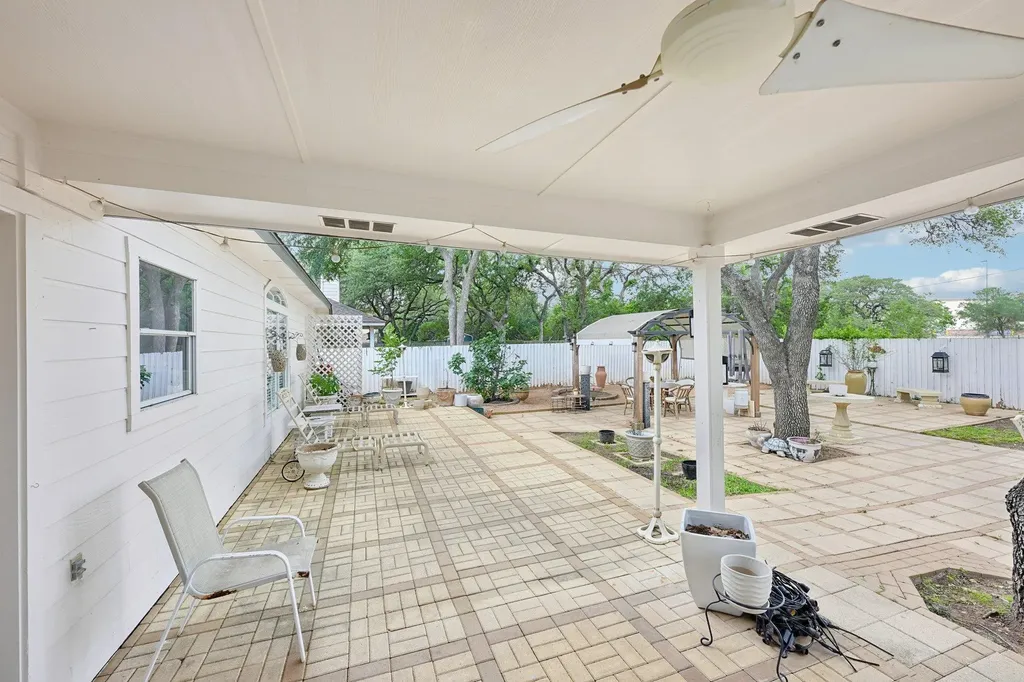 4824 Chesney Ridge Drive Austin TX 78749