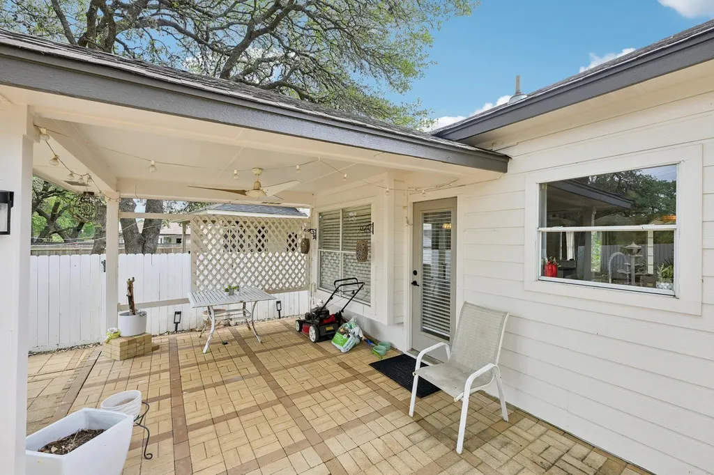 4824 Chesney Ridge Drive Austin TX 78749