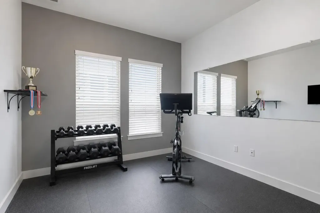 6909 Agrigento Drive Austin TX 78739