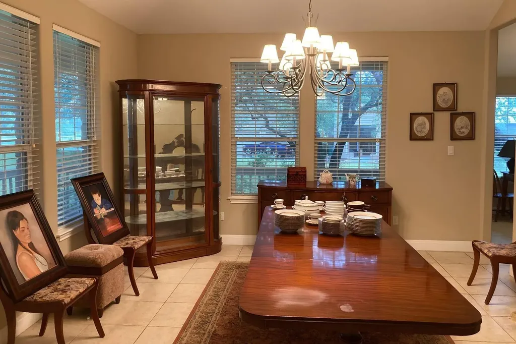 117 Keswick Drive Spicewood TX 78669