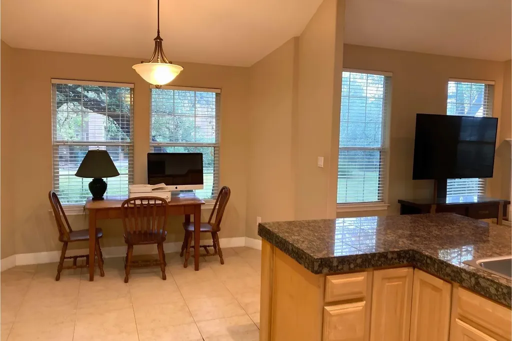117 Keswick Drive Spicewood TX 78669
