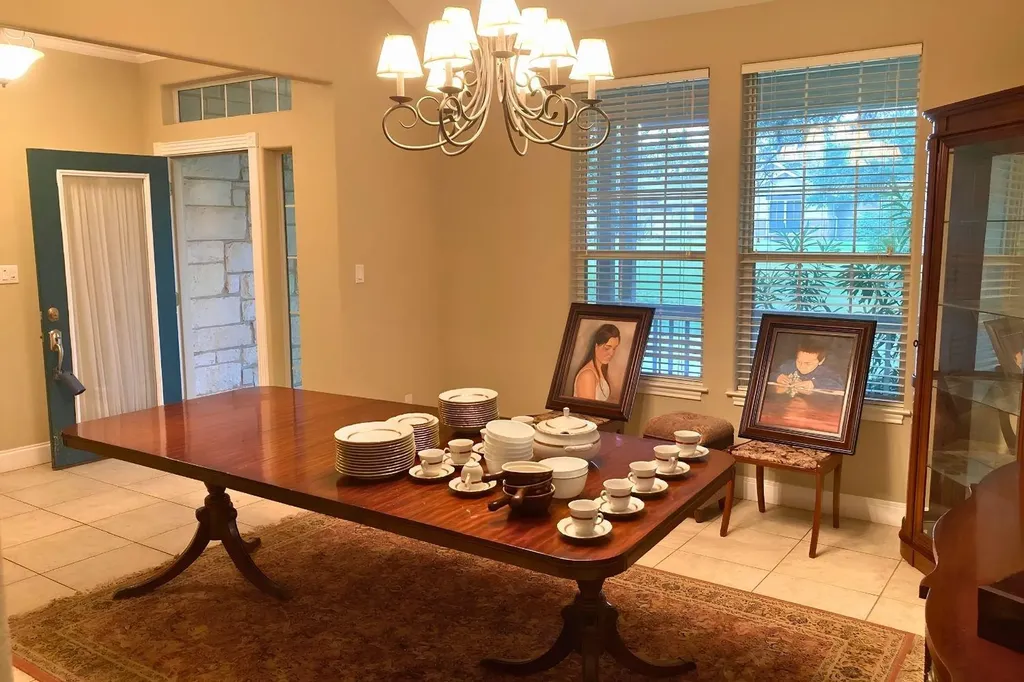 117 Keswick Drive Spicewood TX 78669