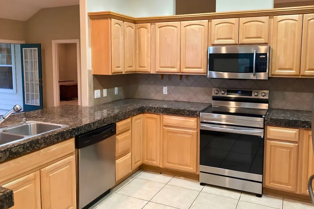 117 Keswick Drive Spicewood TX 78669