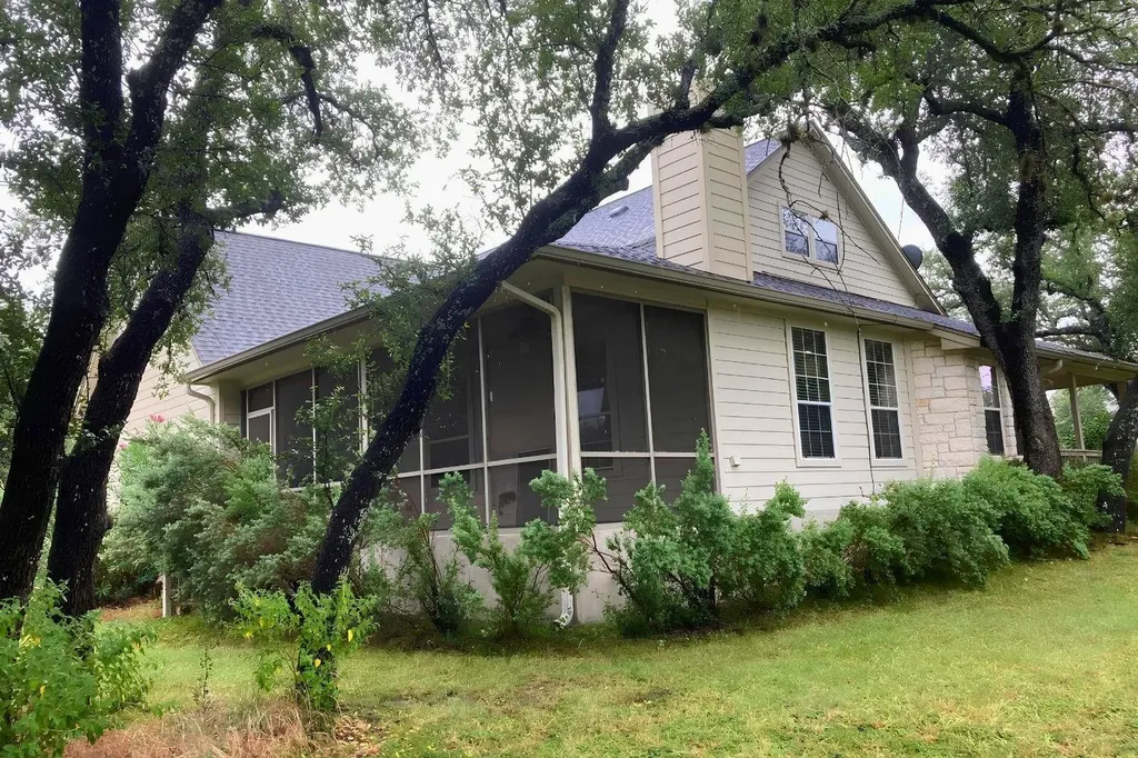 117 Keswick Drive Spicewood TX 78669