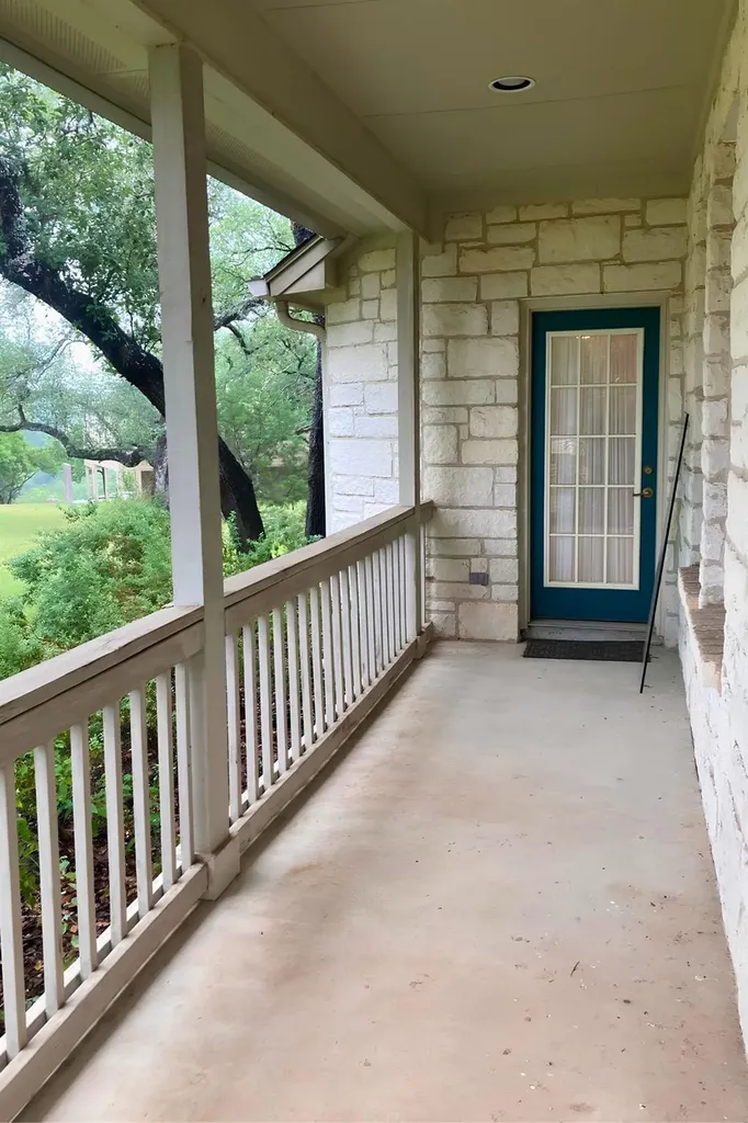 117 Keswick Drive Spicewood TX 78669