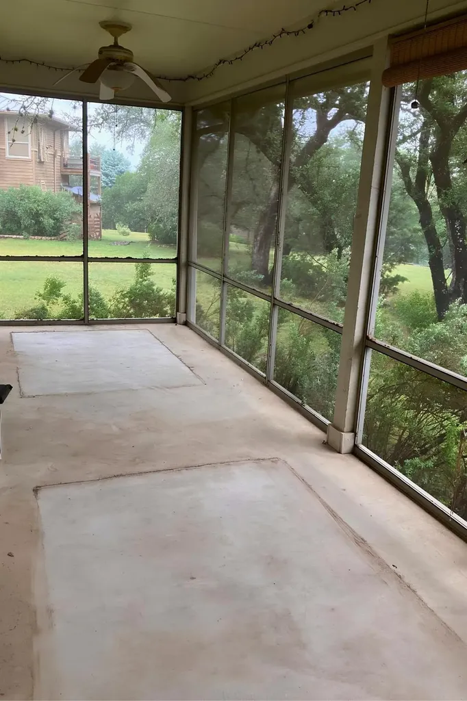 117 Keswick Drive Spicewood TX 78669