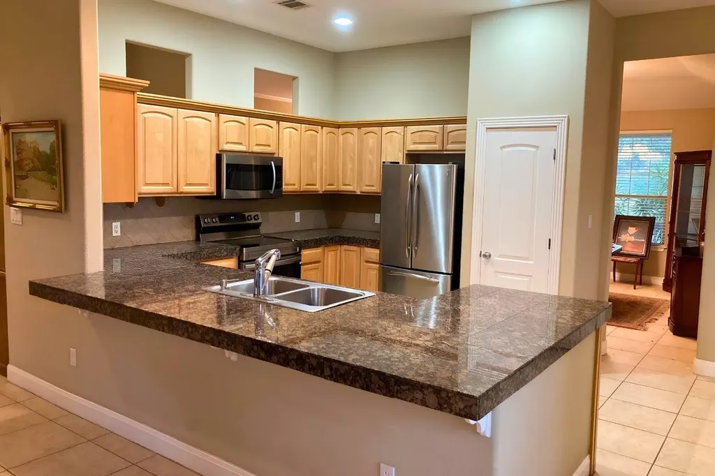 117 Keswick Drive Spicewood TX 78669