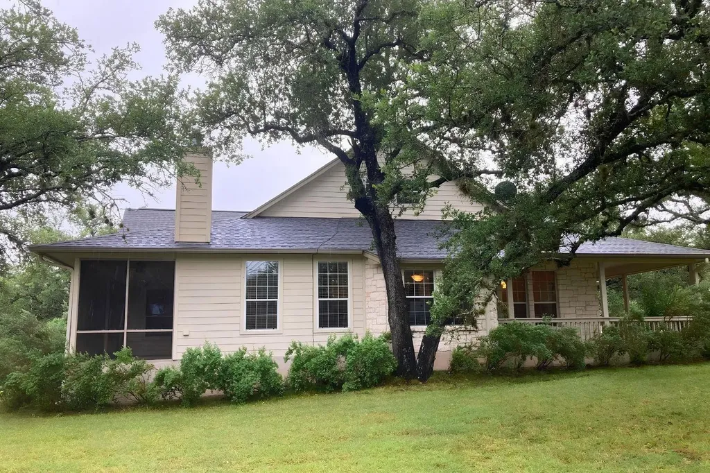 117 Keswick Drive Spicewood TX 78669