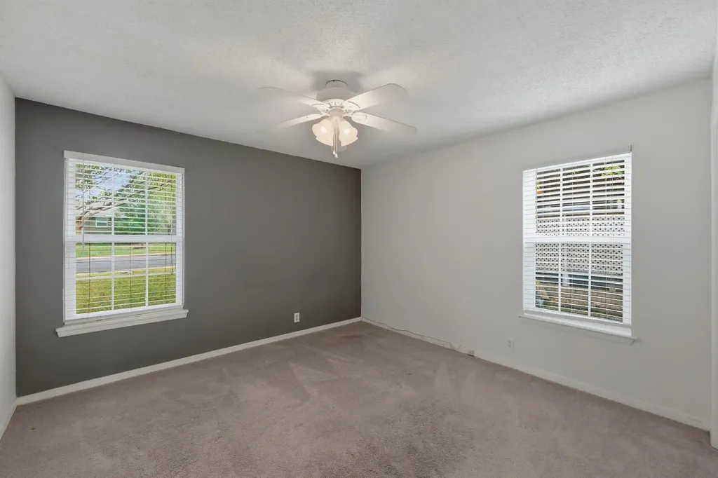 5704 Cedardale Drive Austin TX 78745