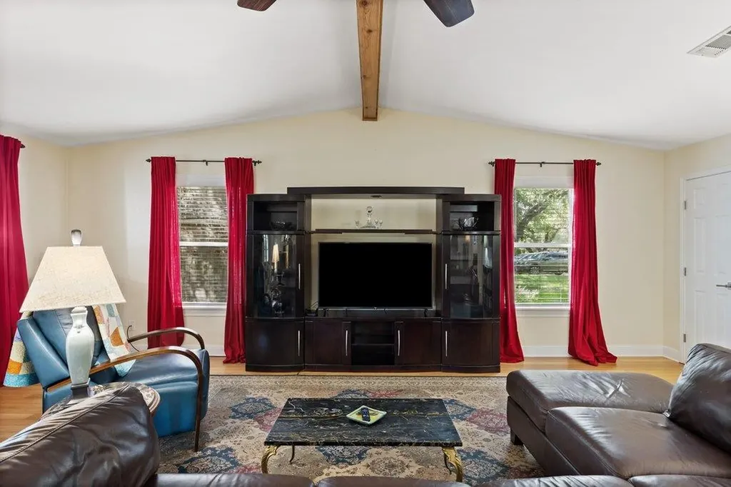 4526 Langtry Lane Austin TX 78749